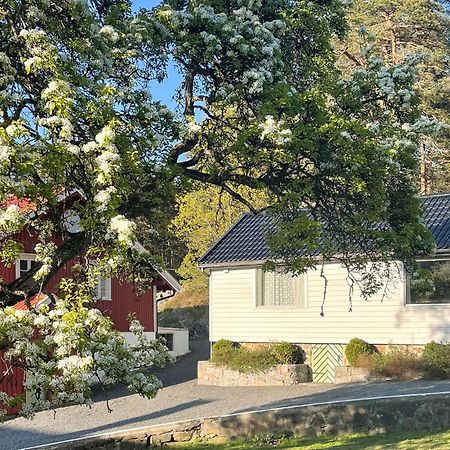 2 Bedroom Lovely Home In Færvik Εξωτερικό φωτογραφία